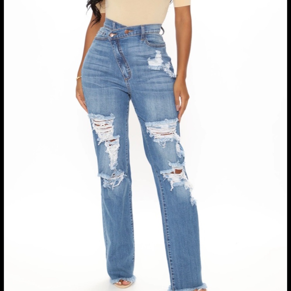 Criss Cross Distressed Slouch Jeans